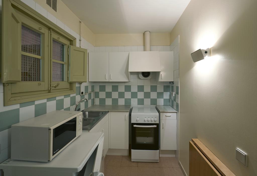 Apartamentos Montserrat Abat Marcet Camera foto