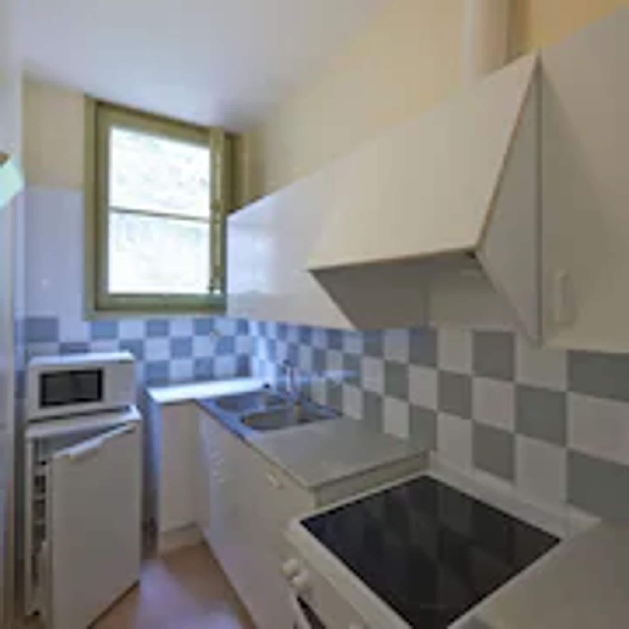 Apartamentos Montserrat Abat Marcet Esterno foto
