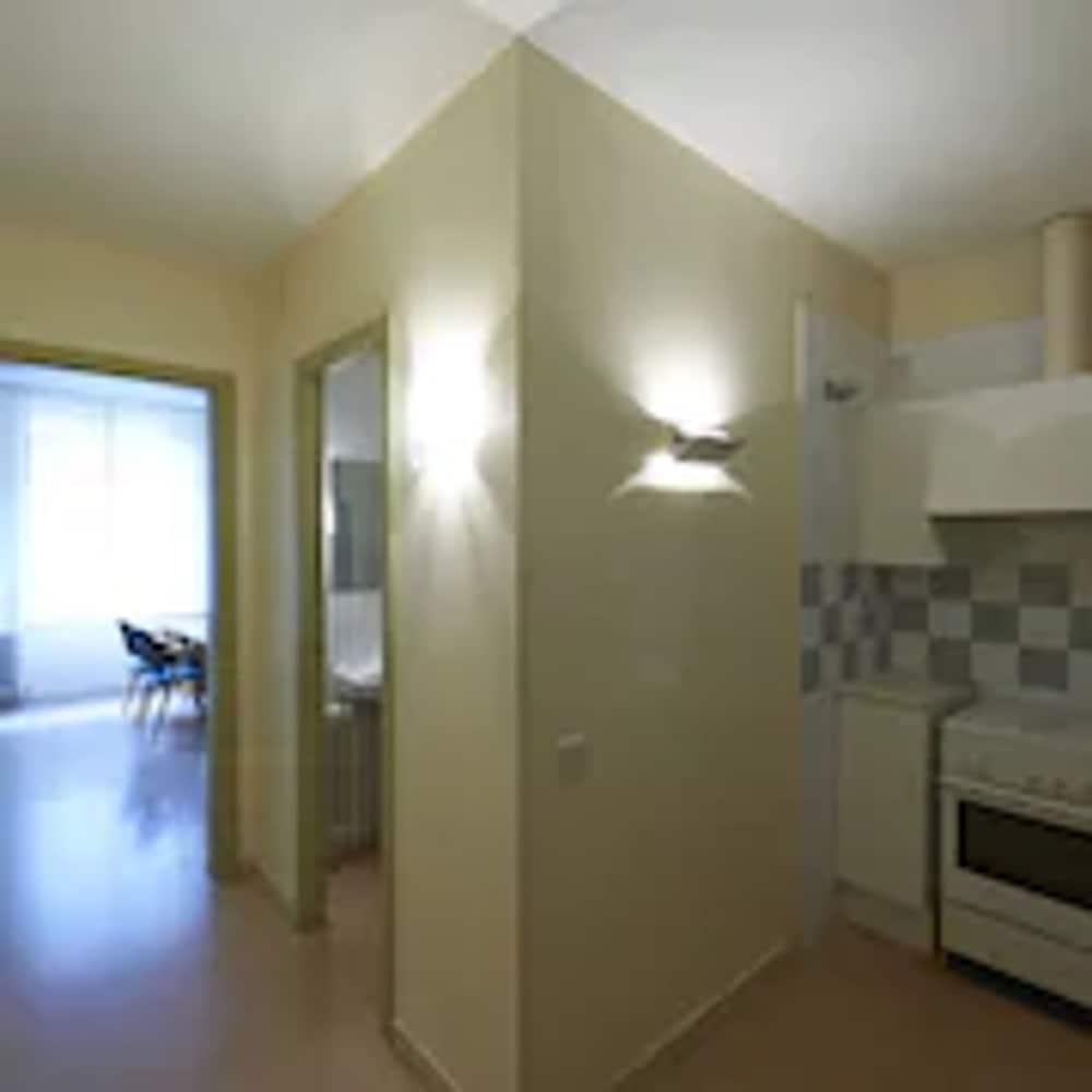 Apartamentos Montserrat Abat Marcet Esterno foto