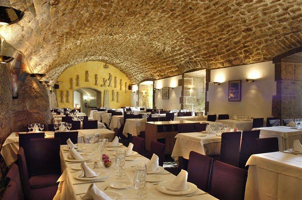 Apartamentos Montserrat Abat Marcet Esterno foto